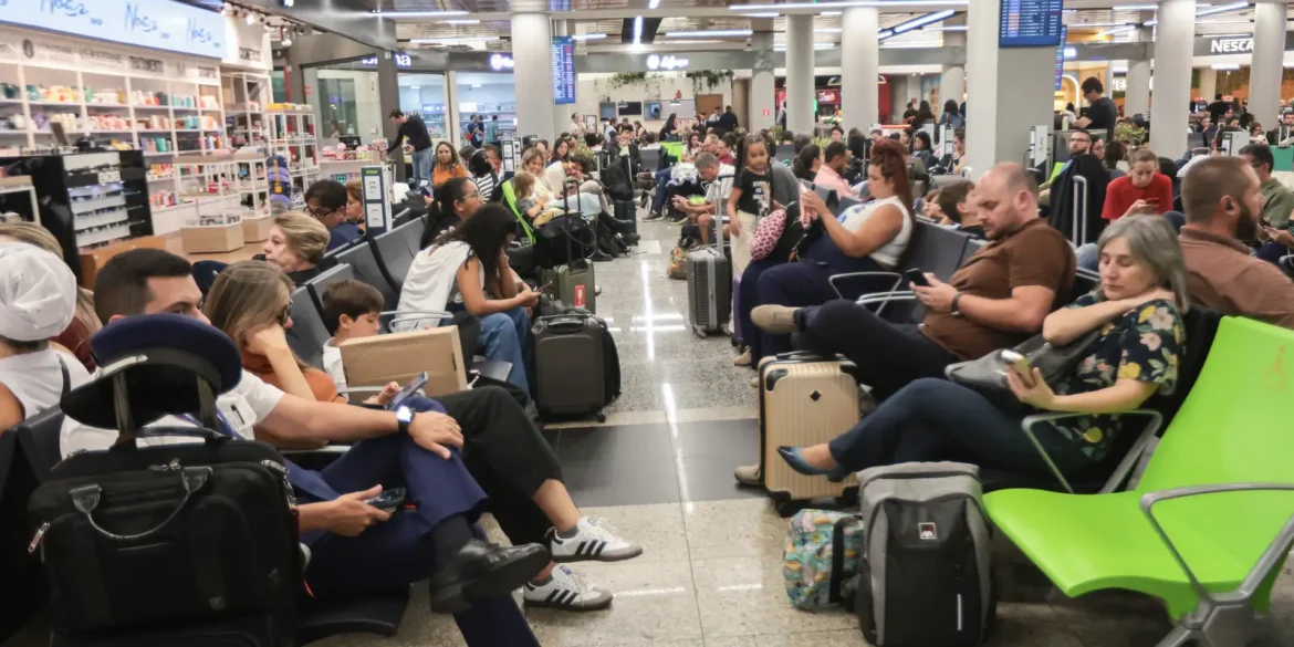 pane-tecnica-cancela-pousos-e-decolagens-no-aeroporto-de-congonhas