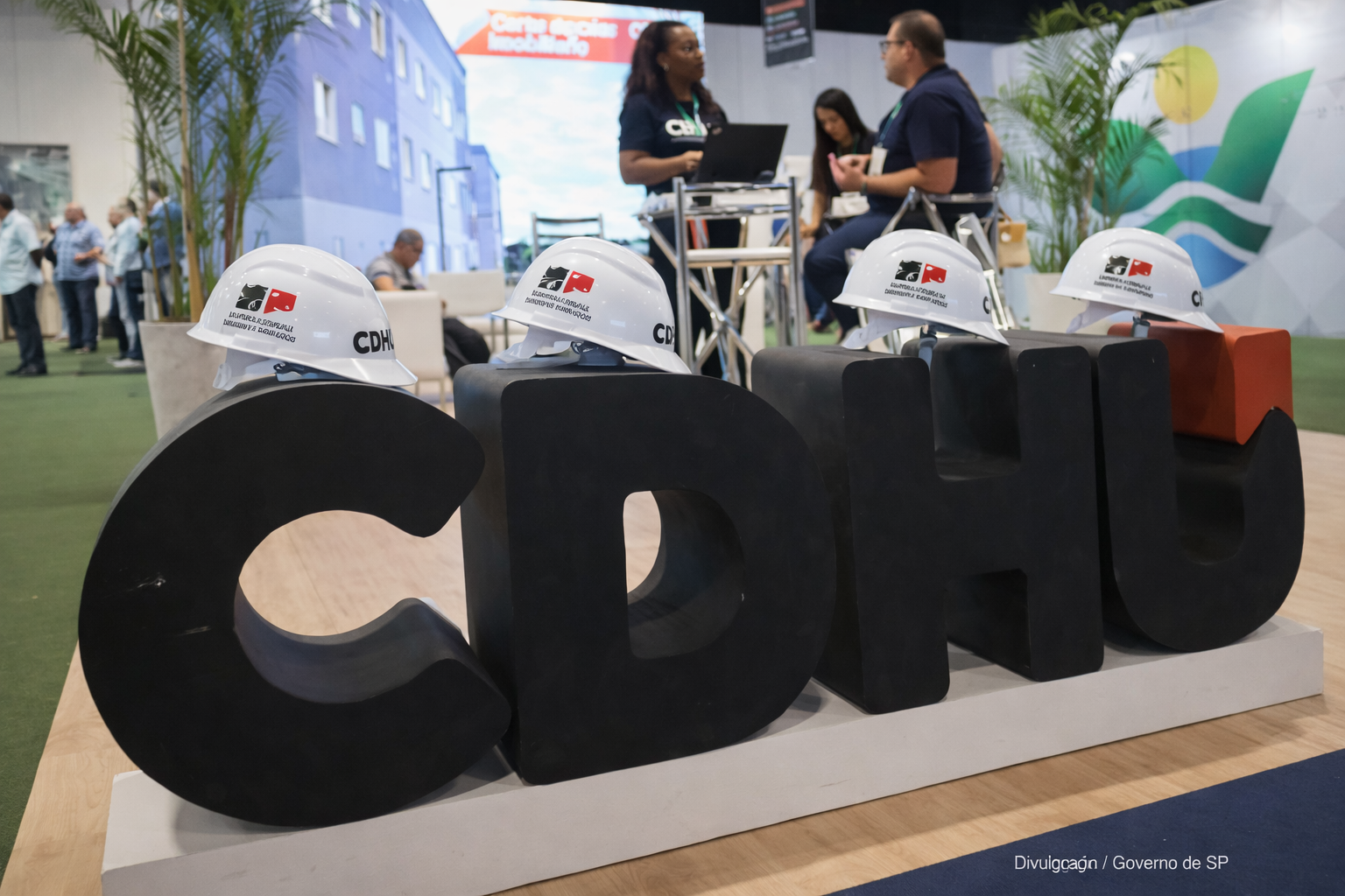 Governo de SP amplia cooperação com municípios em congresso sobre gestão e inovação