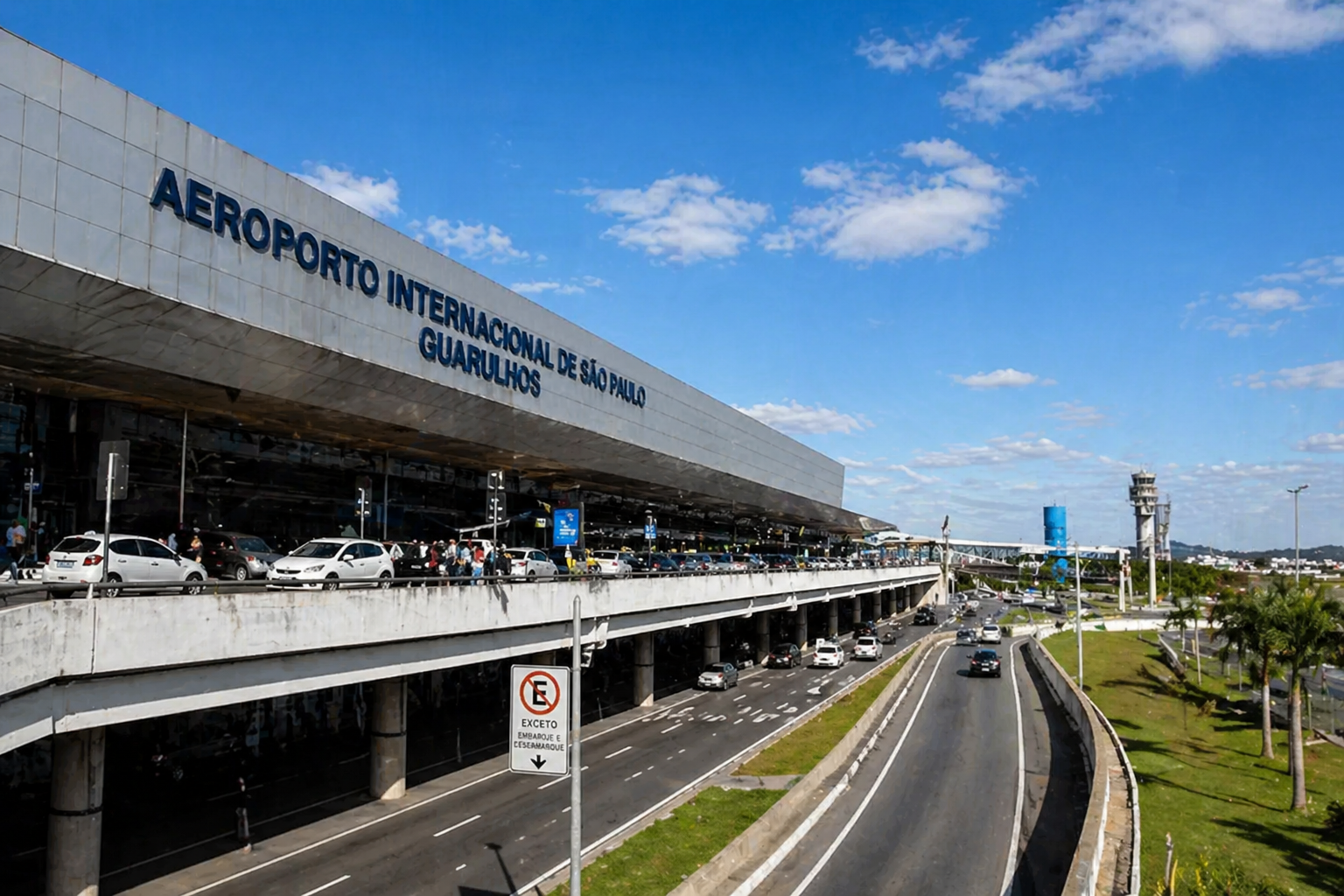 Manifesto cobra explicações sobre egípcios retidos em aeroporto de São Paulo