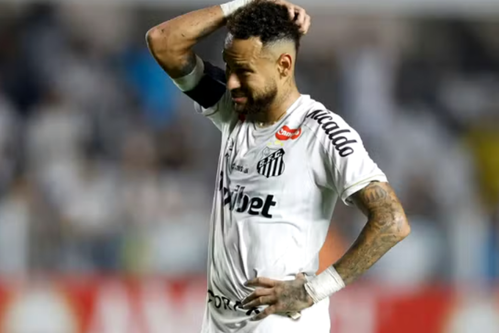 Peça inspirada em Neymar Jr. leva trajetória do craque ao teatro