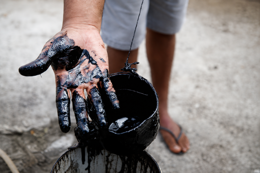 material-encontrado-em-sitio-no-ceara-e-identificado-como-petroleo-cru,-conclui-anp