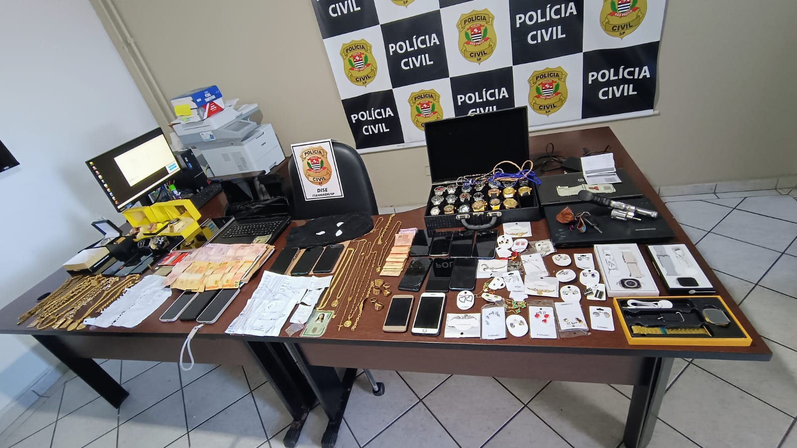 INTEGRANTES DE FACÇÃO COM ATUAÇÃO NA BAIXADA SÃO PRESOS EM OPERAÇÃO DA POLÍCIA CIVIL