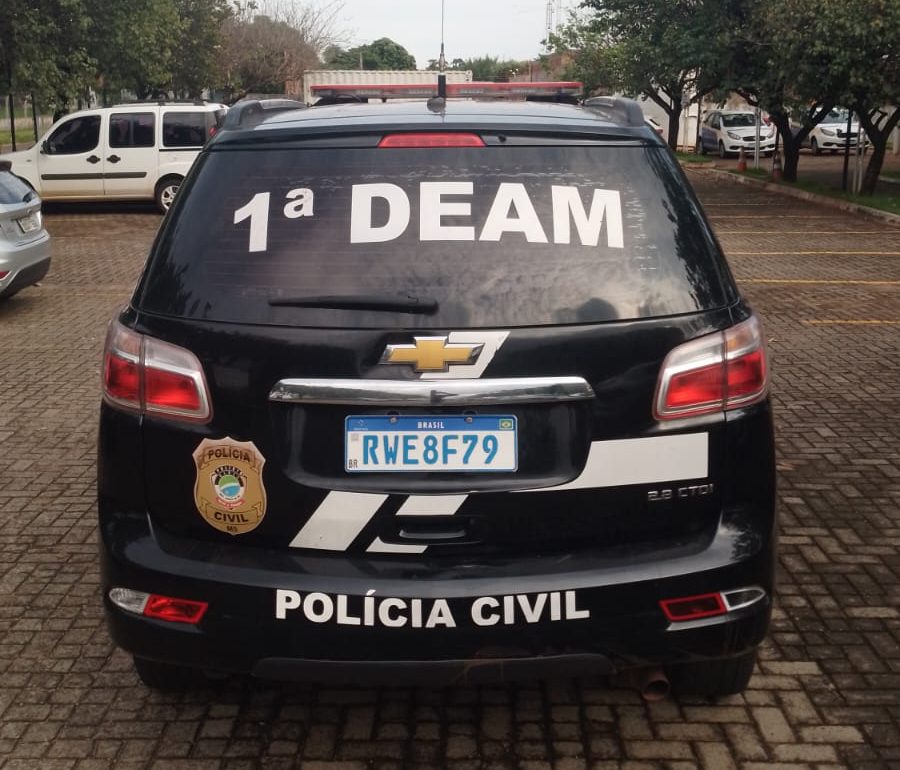Mulher reage a agressão com faca e homem acaba ferido no Jardim Noroeste