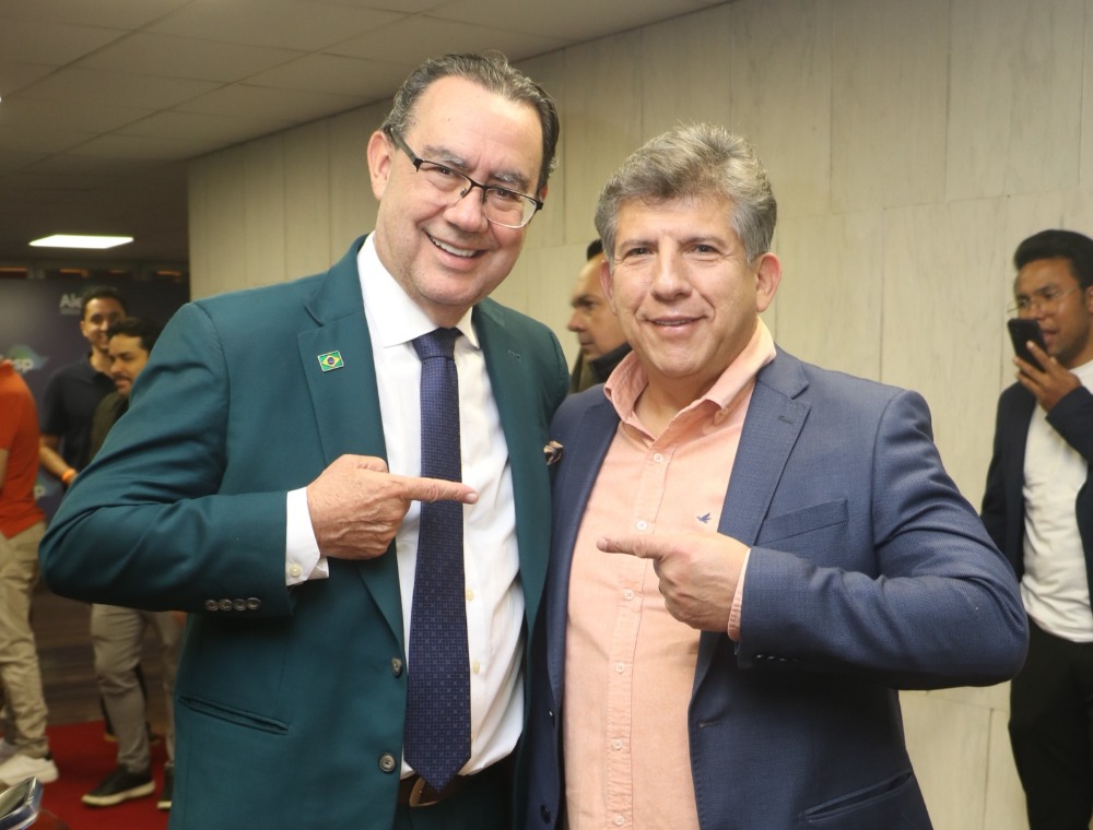 Lidio Lopes representa Mato Grosso do Sul em convenção que oficializa Augusto Cury à Presidência